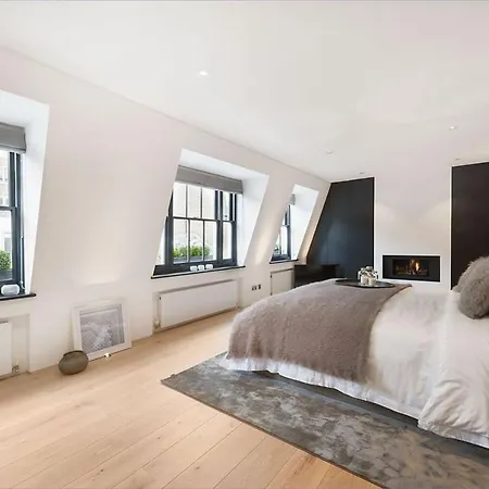 Appartement Unique Flat In With Modern Design